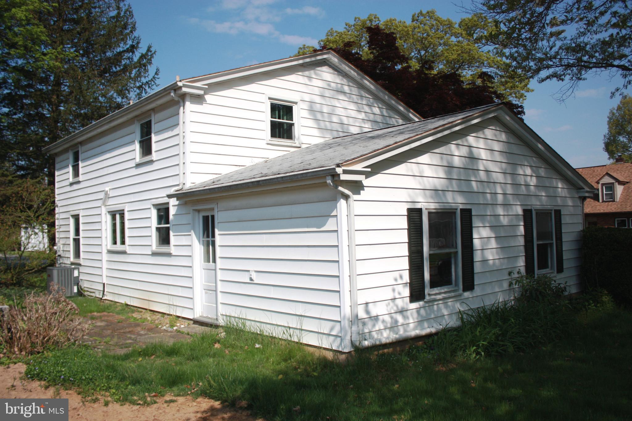 300 Gochnauer Avenue Lititz, PA 17543 - Photo 22 of 22 Back of House