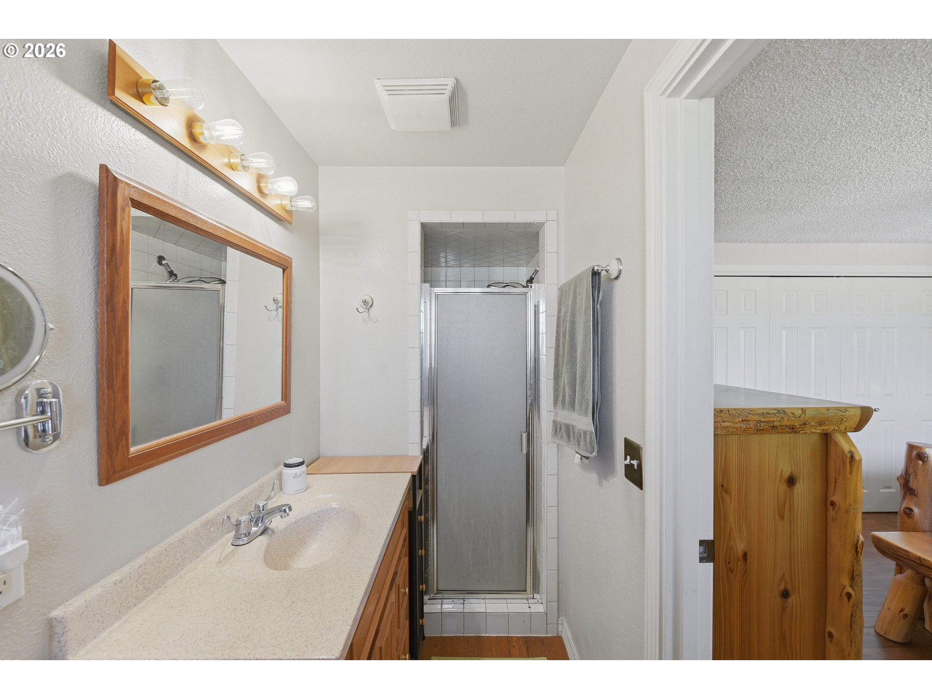 2820 Country Club Court Reedsport, OR 97467 - Photo 11 of 37 Attached Bathroom #1