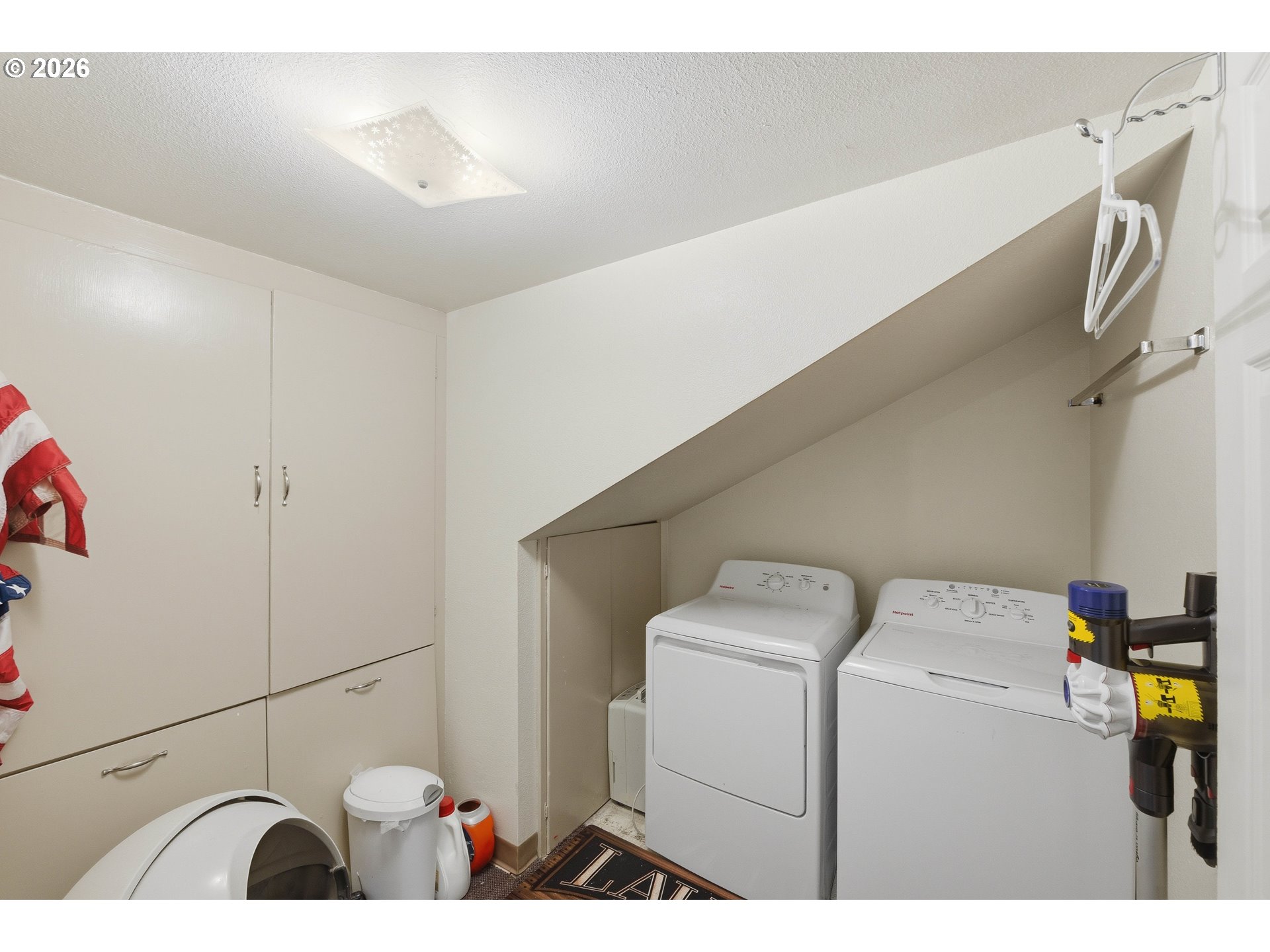2820 Country Club Court Reedsport, OR 97467 - Photo 23 of 37 Laundry