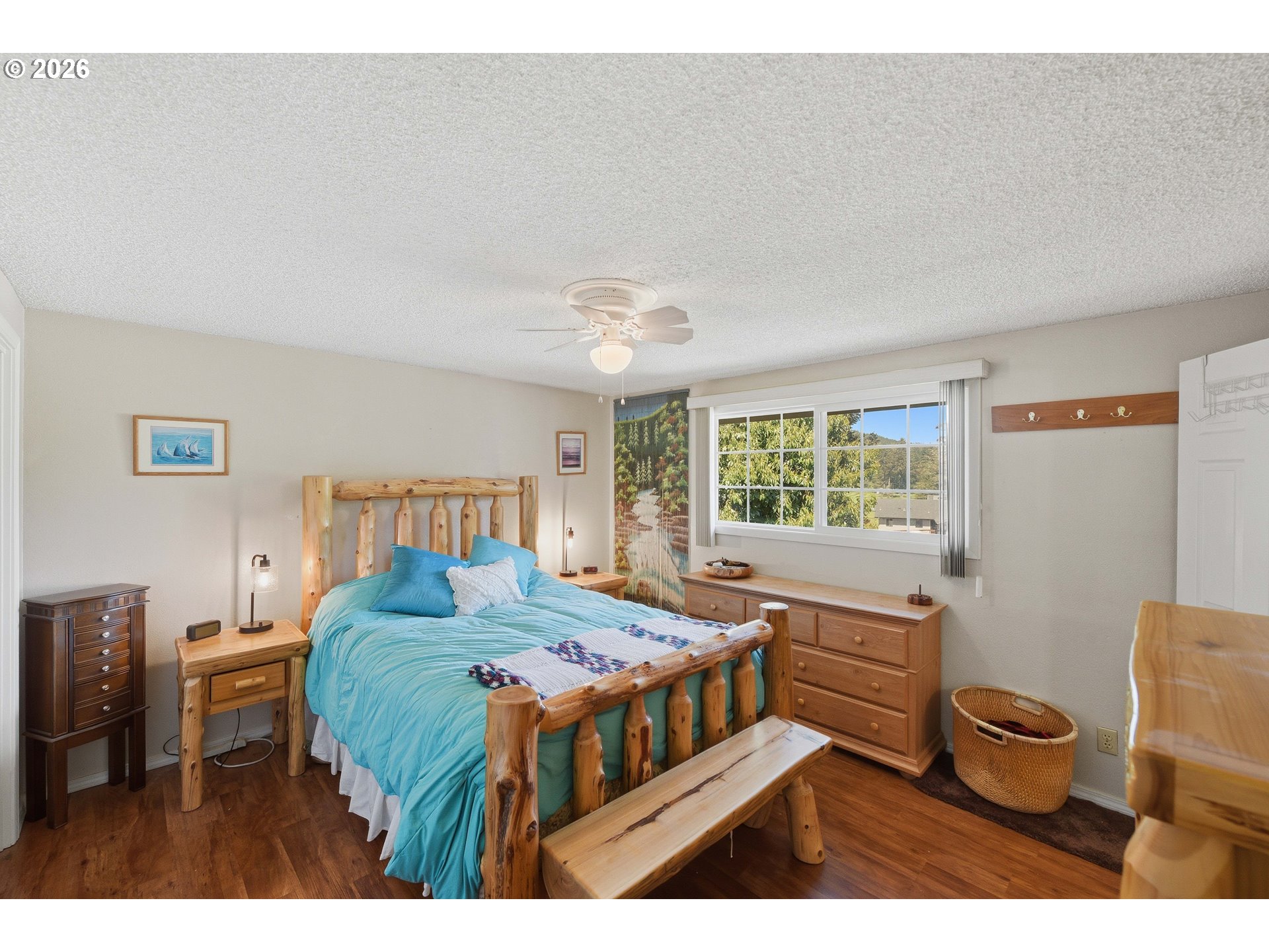2820 Country Club Court Reedsport, OR 97467 - Photo 9 of 37 Bedroom, Primary