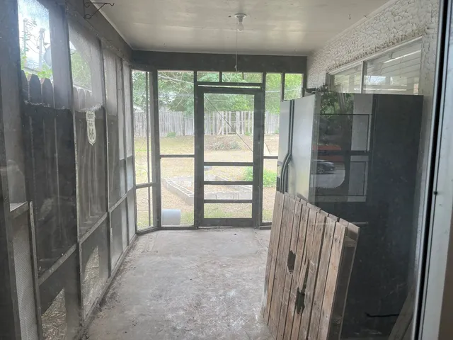 $1,200 | 203 Ranchero Road, Kerrville, TX 78028