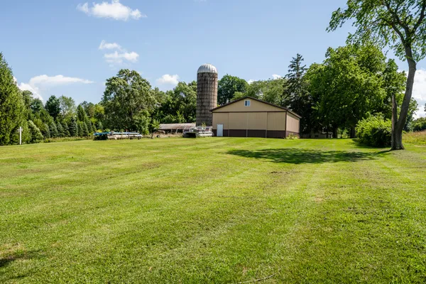$500,000 | 13228 Dutch Settlement Road, Marcellus, MI 49067