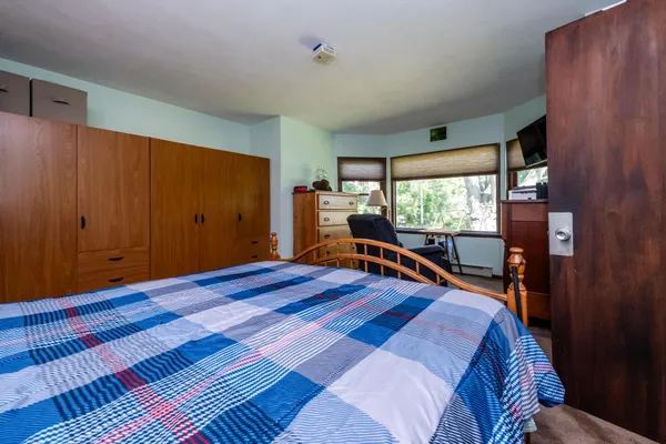 $500,000 | 13228 Dutch Settlement Road, Marcellus, MI 49067