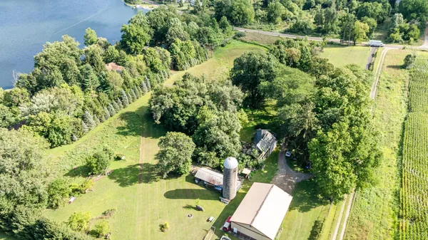 $500,000 | 13228 Dutch Settlement Road, Marcellus, MI 49067