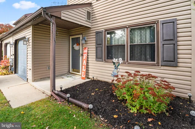 $280,000 | 28 Lanford Road, New Castle, DE 19720