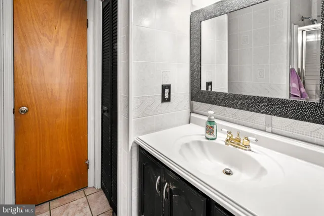 $280,000 | 28 Lanford Road, New Castle, DE 19720