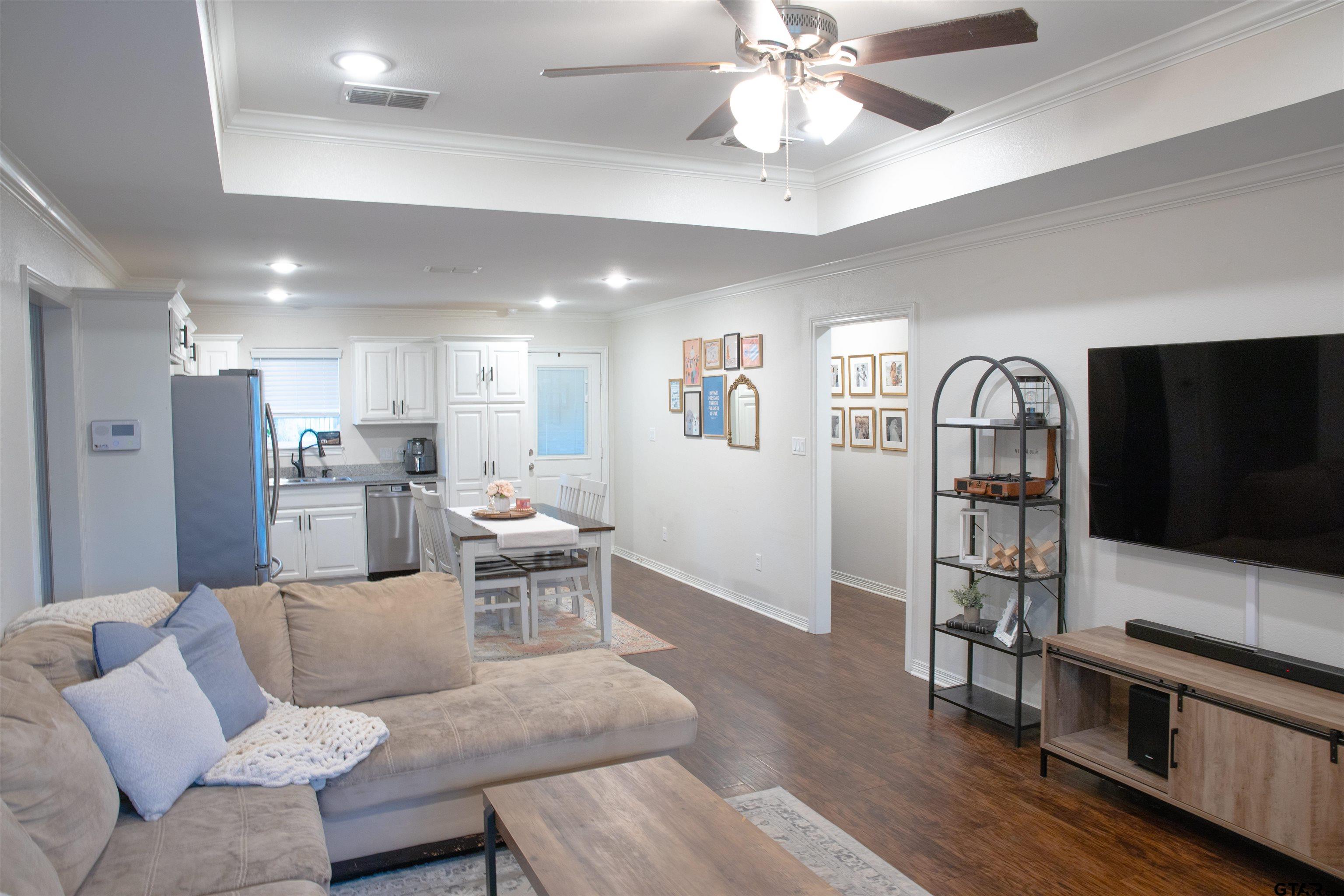 2214 Walton Road Tyler, TX 75701 - Photo 6 of 36