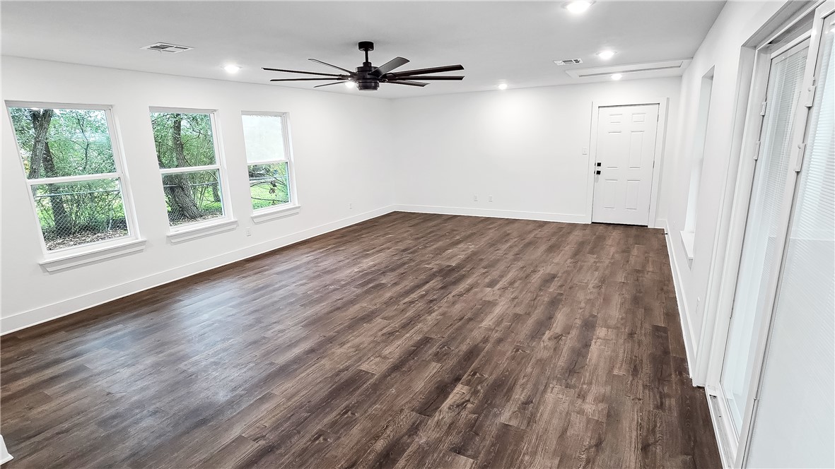 3803 Ridgewood Street Bryan, TX 77801 - Photo 10 of 30