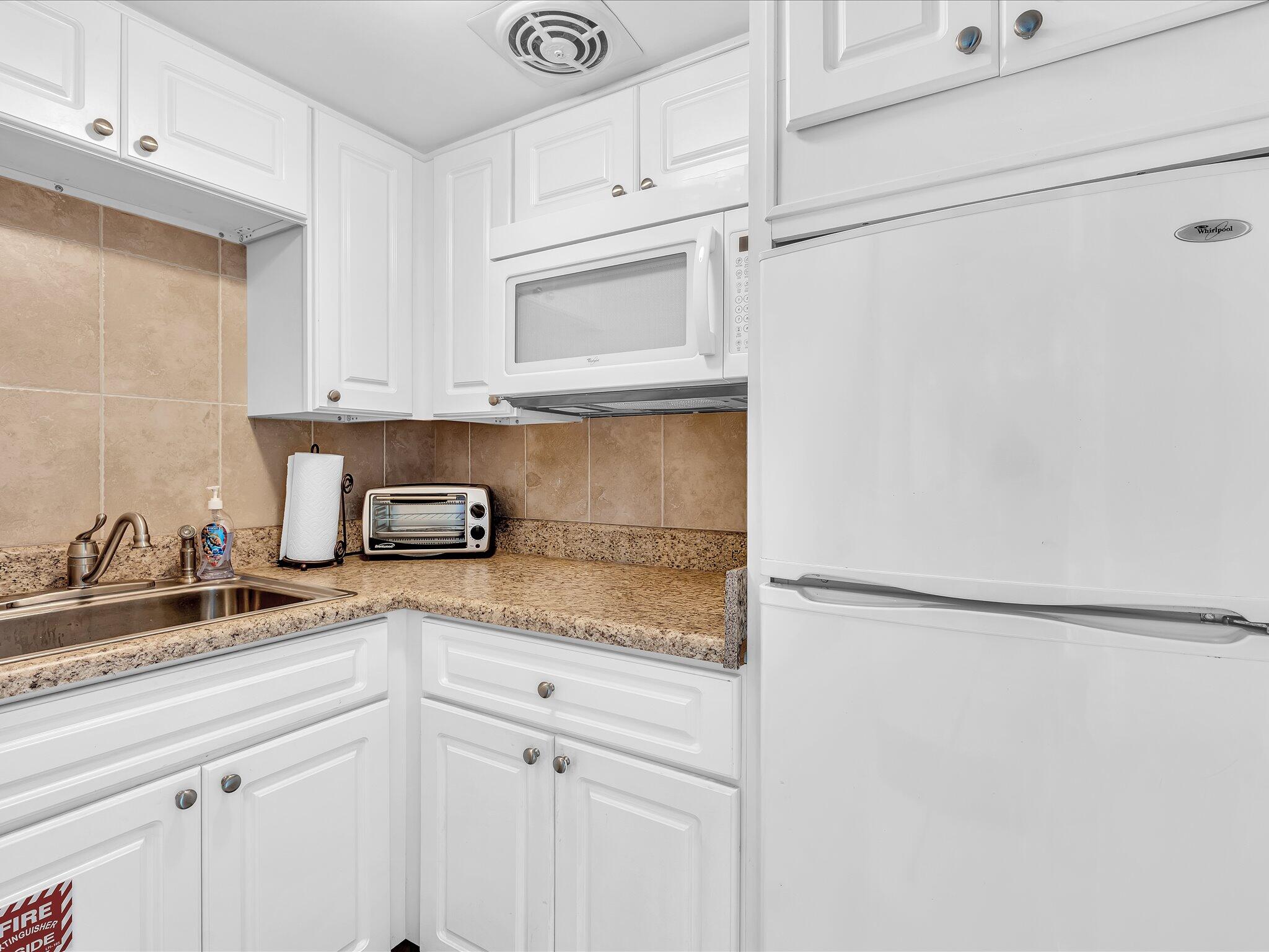 303 North Riverside Drive, Unit 503 Pompano Beach, FL 33062 - Photo 36 of 57 94-FPP00141