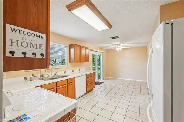 a view of an empty room with window