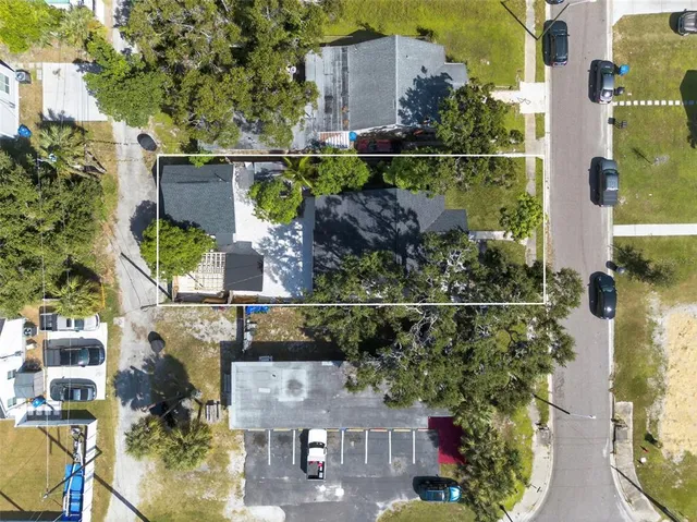 an aerial view of multiple house