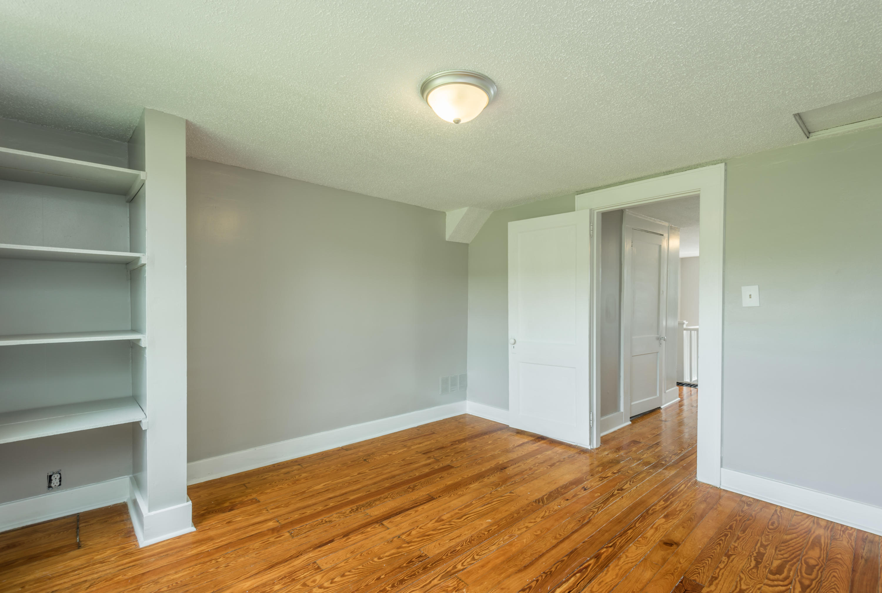 3512 Alice Bell Road Knoxville, TN 37917 - Photo 14 of 35 2512AliceBellRd-24