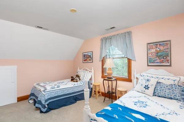 $689,900 | 150 Fairfield Estates Drive, Raphine, VA 24472
