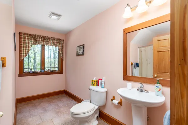 $689,900 | 150 Fairfield Estates Drive, Raphine, VA 24472