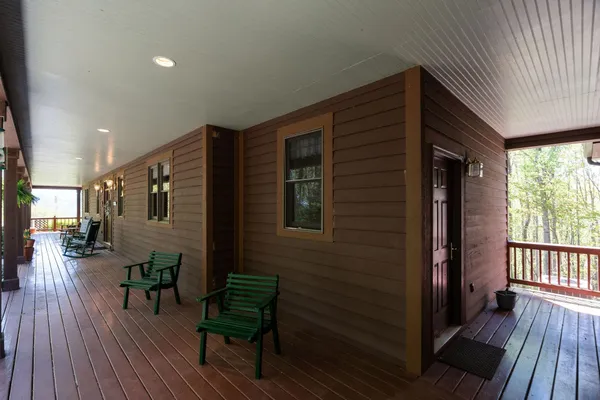 $689,900 | 150 Fairfield Estates Drive, Raphine, VA 24472