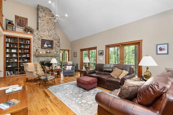 $689,900 | 150 Fairfield Estates Drive, Raphine, VA 24472