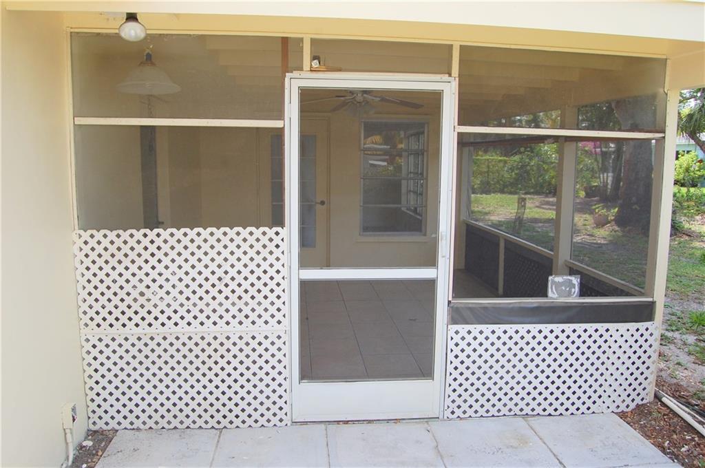 908 Northwest New Providence Road Stuart, FL 34994 - Photo 20 of 25 Gallery Image 20