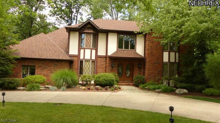 19357 Rashell Drive Walton Hills, OH 44146 - Photo 1 of 6 Gallery Image 1