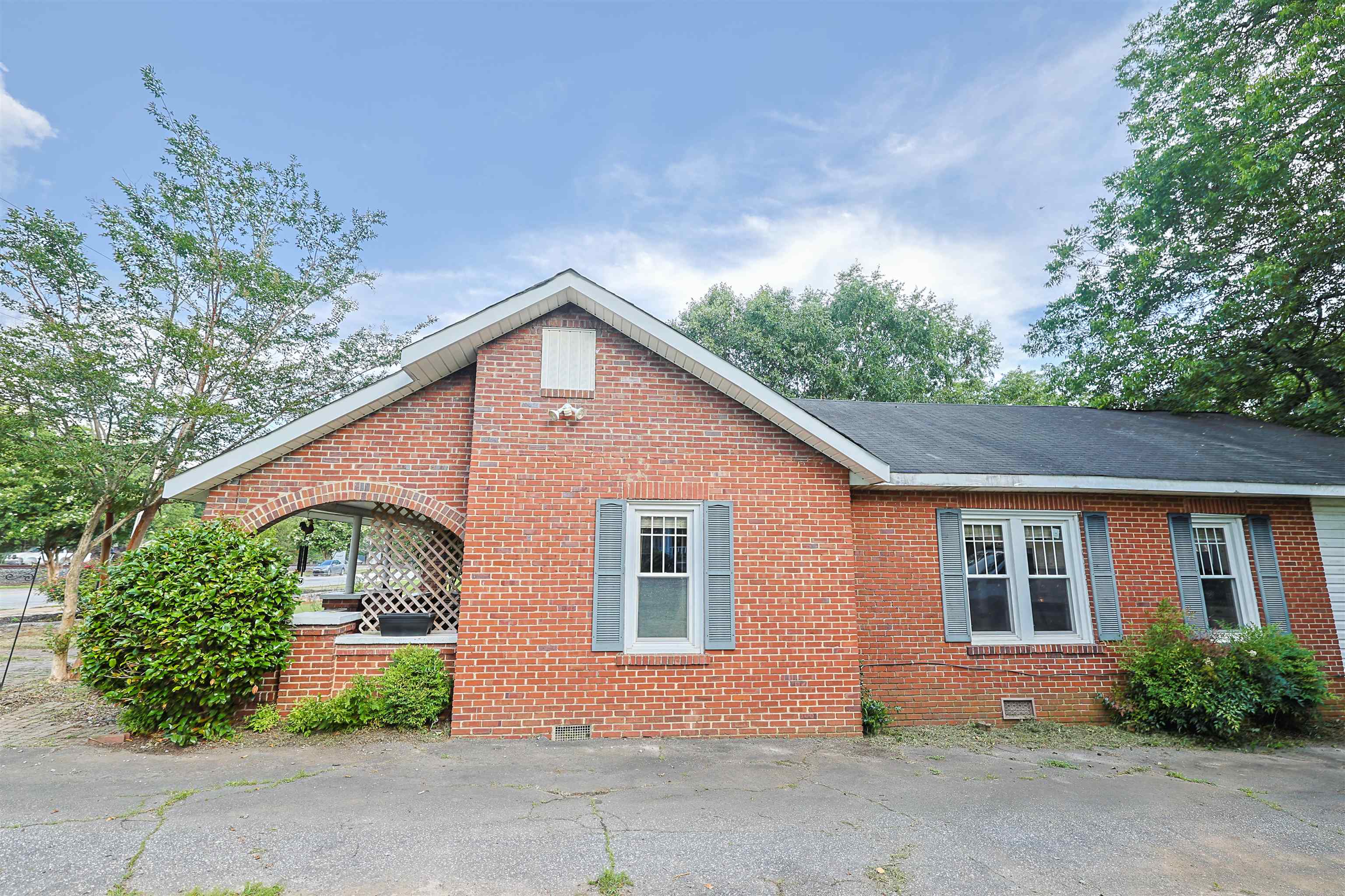 36 East Main Street Inman, SC 29349 - Photo 2 of 32 Gallery Image 2