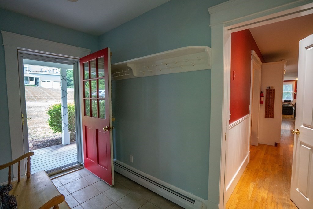 37 Woodlot Road Amherst, MA 01002 - Photo 8 of 42 Gallery Image 8