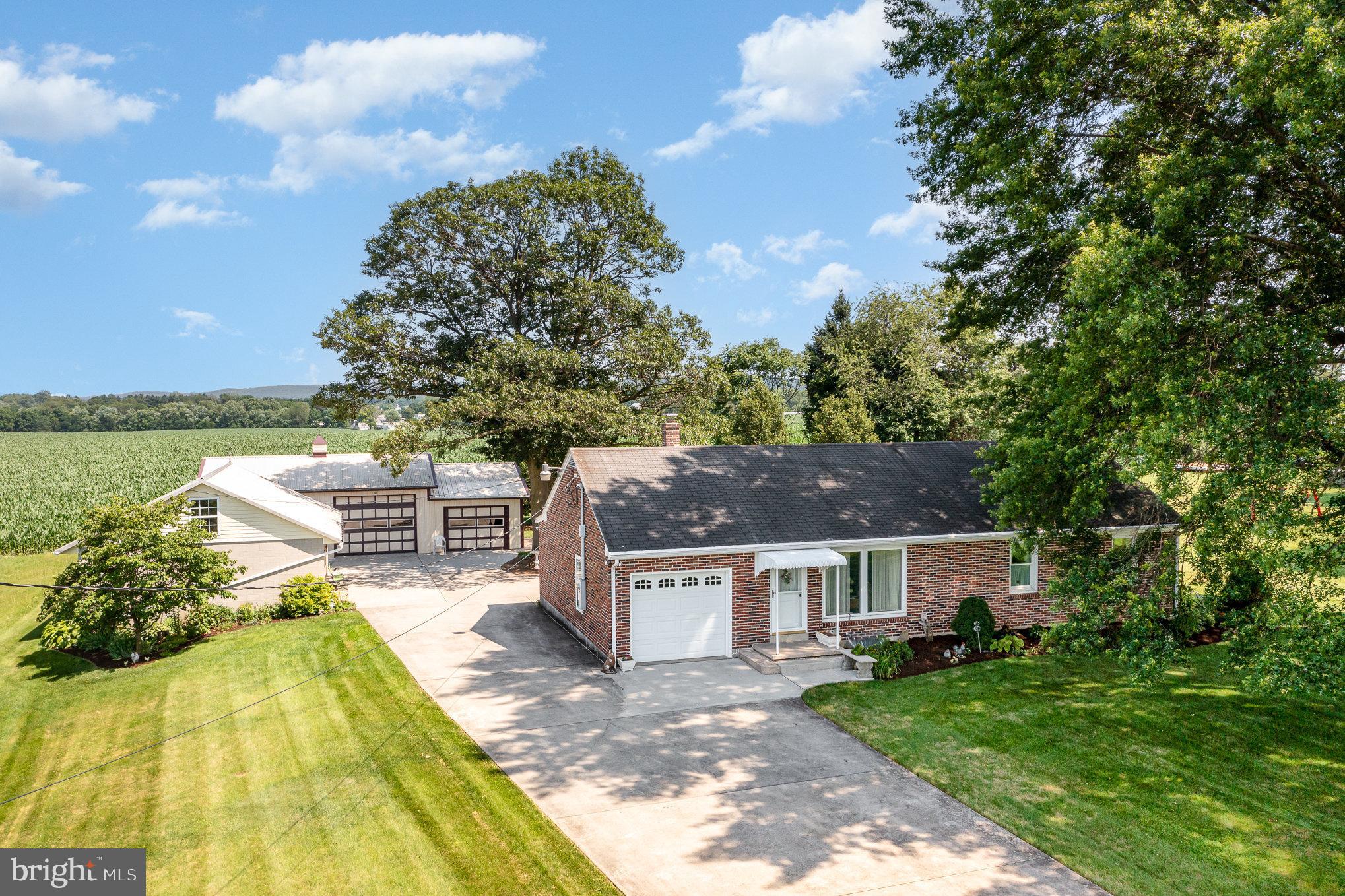 880 Hoffer Road Annville, PA 17003 - Photo 3 of 49 Gallery Image 3