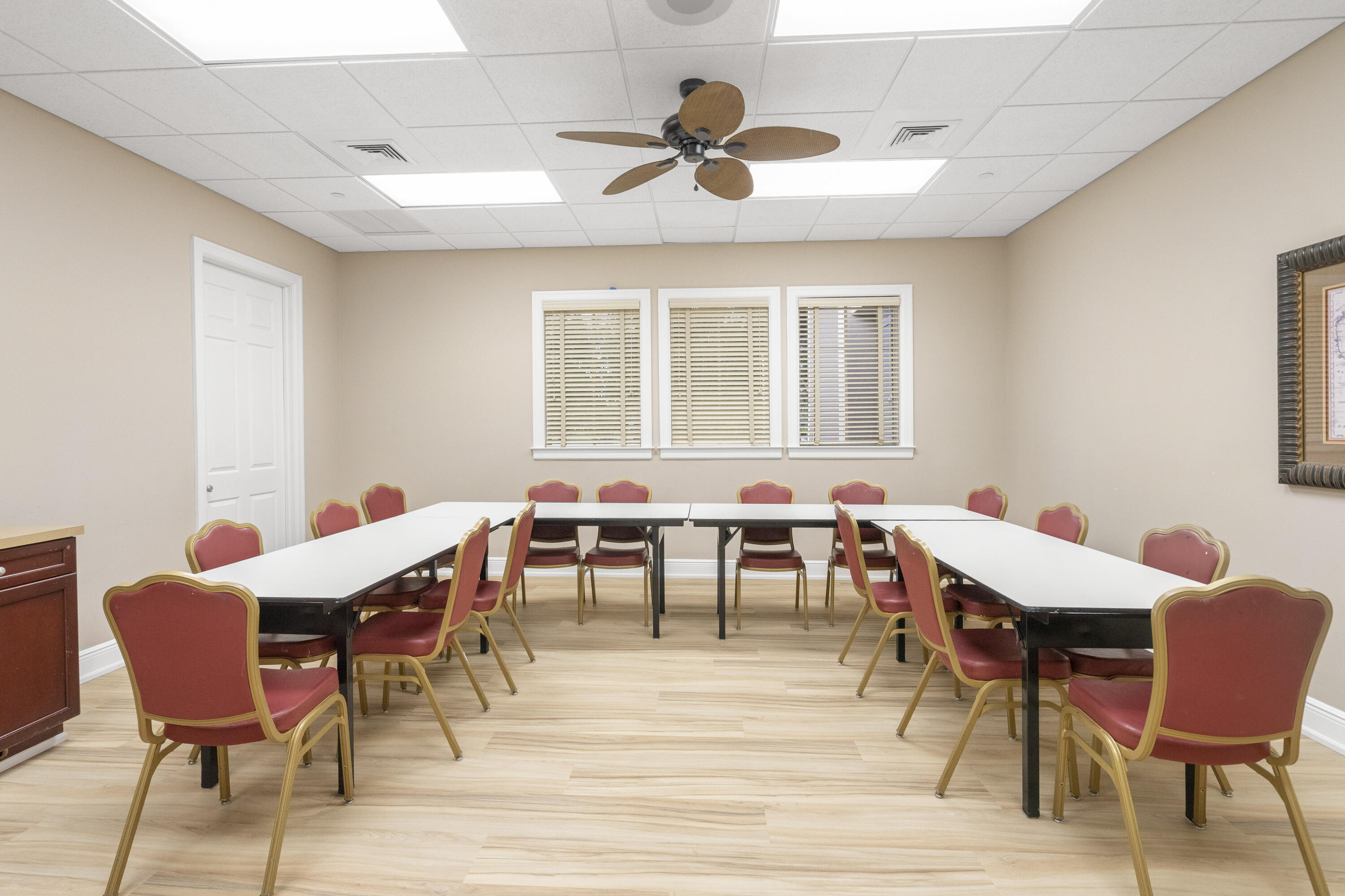 9212 Short Chip Circle Port St. Lucie, FL 34986 - Photo 70 of 71 a view of a dining room with furniture and window