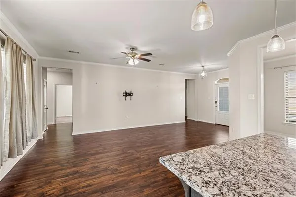 $2,700 | 873 Smolkin Lane, Waggaman, LA 70094