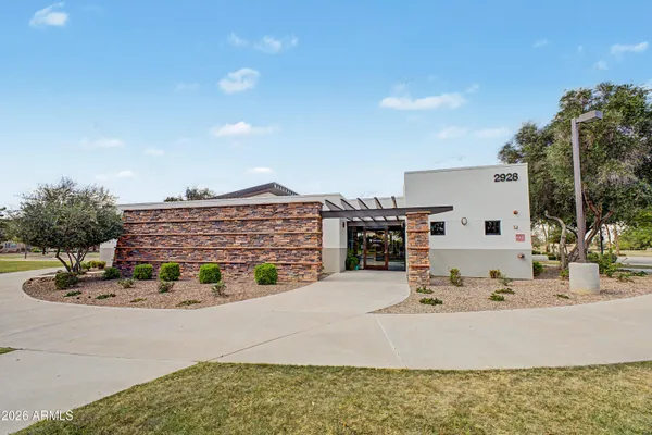 $565,000 | 3078 South Southwind Drive, Gilbert, AZ 85295