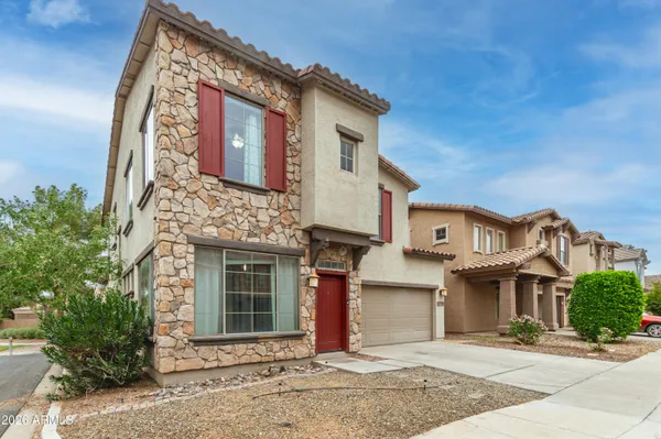$565,000 | 3078 South Southwind Drive, Gilbert, AZ 85295
