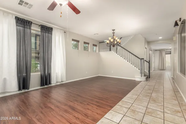 $565,000 | 3078 South Southwind Drive, Gilbert, AZ 85295