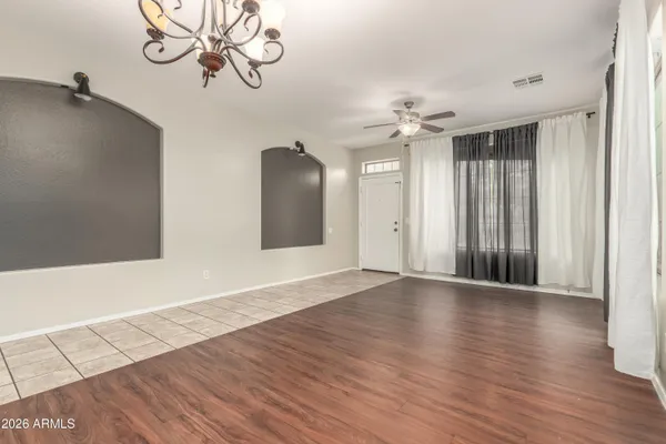 $565,000 | 3078 South Southwind Drive, Gilbert, AZ 85295