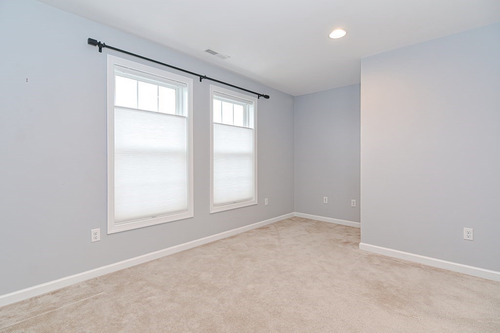 22 Locust Lane, Unit 22 Hopkinton, MA 01748 - Photo 22 of 33