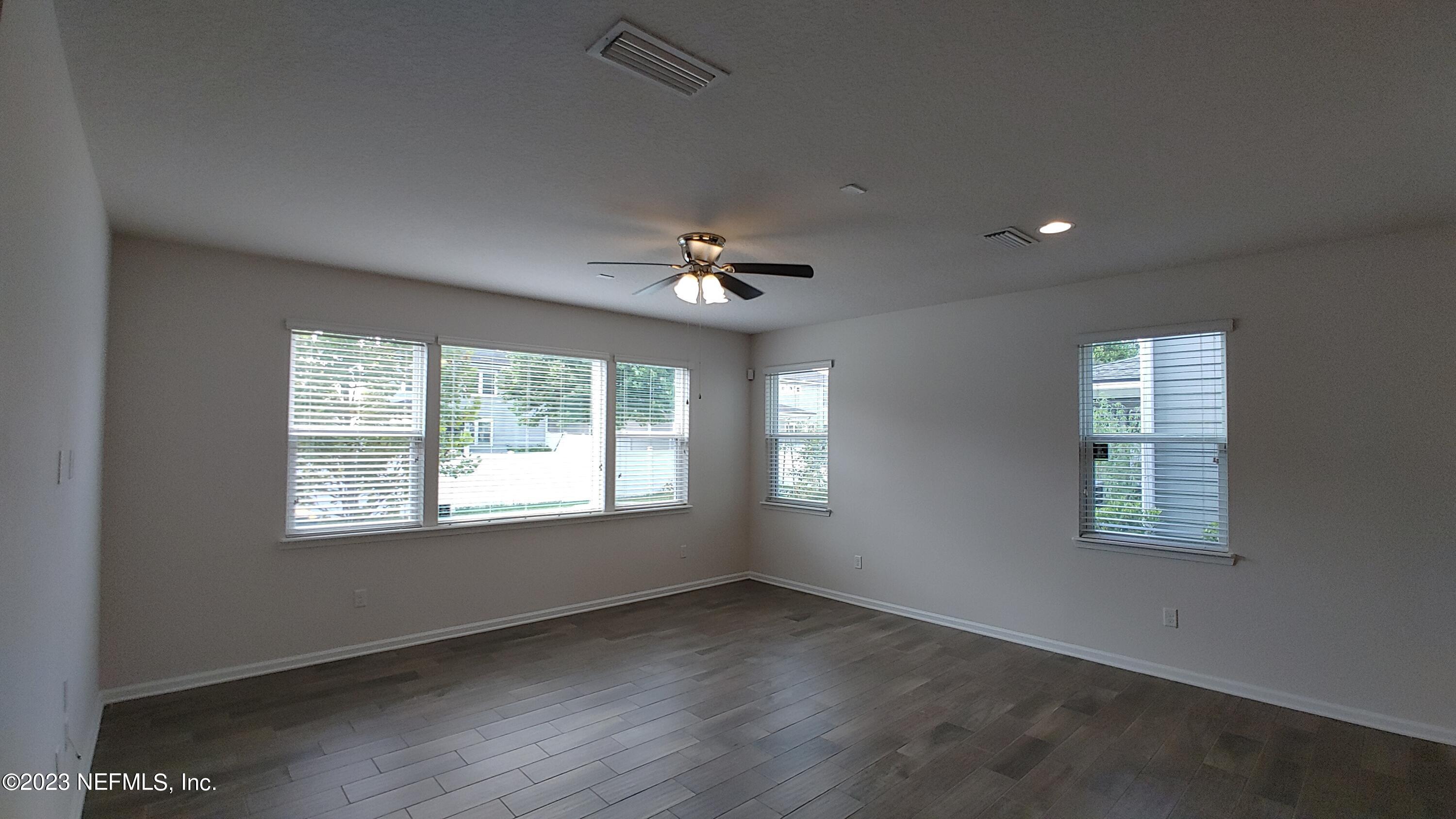 15162 Rocky Shoals Road Jacksonville, FL 32259 - Photo 13 of 36 Living Room