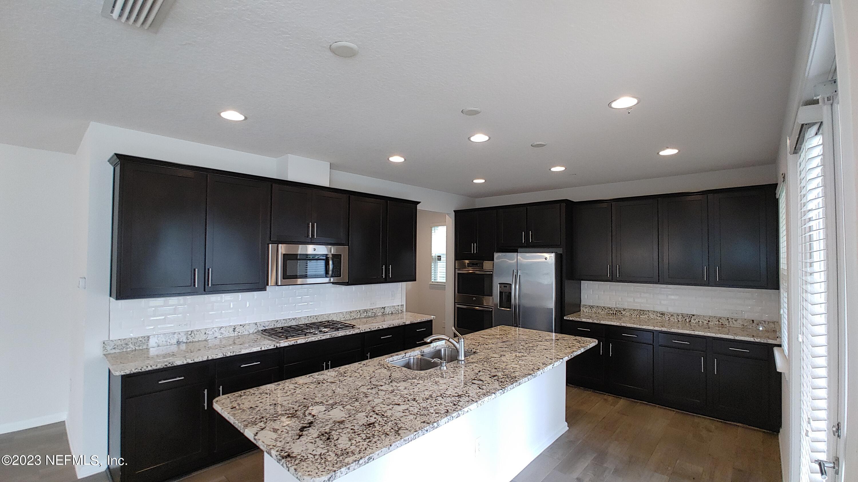 15162 Rocky Shoals Road Jacksonville, FL 32259 - Photo 16 of 36 Kitchen