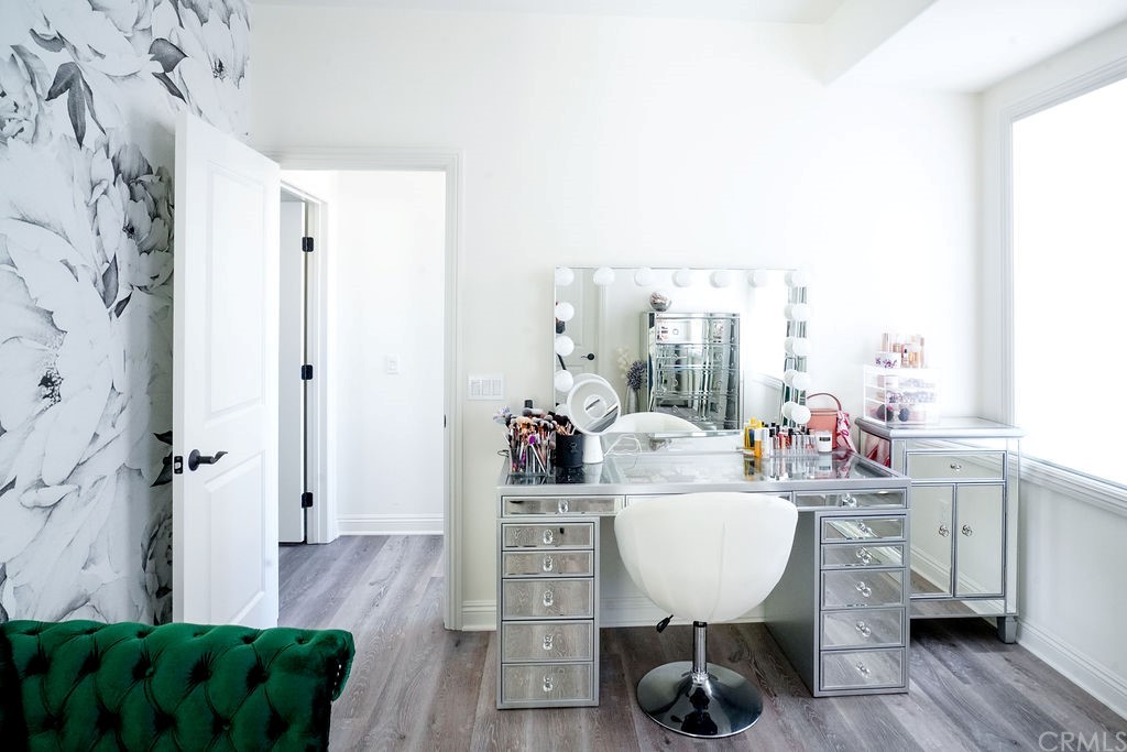 11 Victory Road Tustin, CA 92782 - Photo 22 of 30