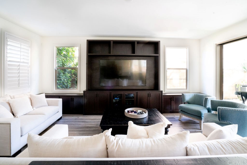 11 Victory Road Tustin, CA 92782 - Photo 6 of 30