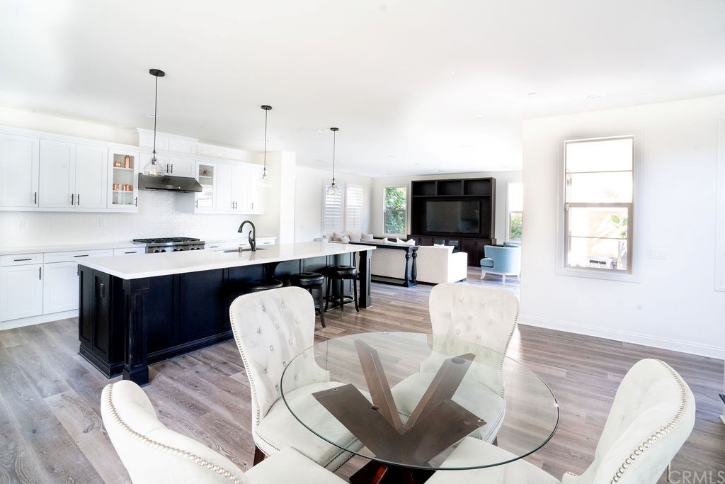 11 Victory Road Tustin, CA 92782 - Photo 9 of 30