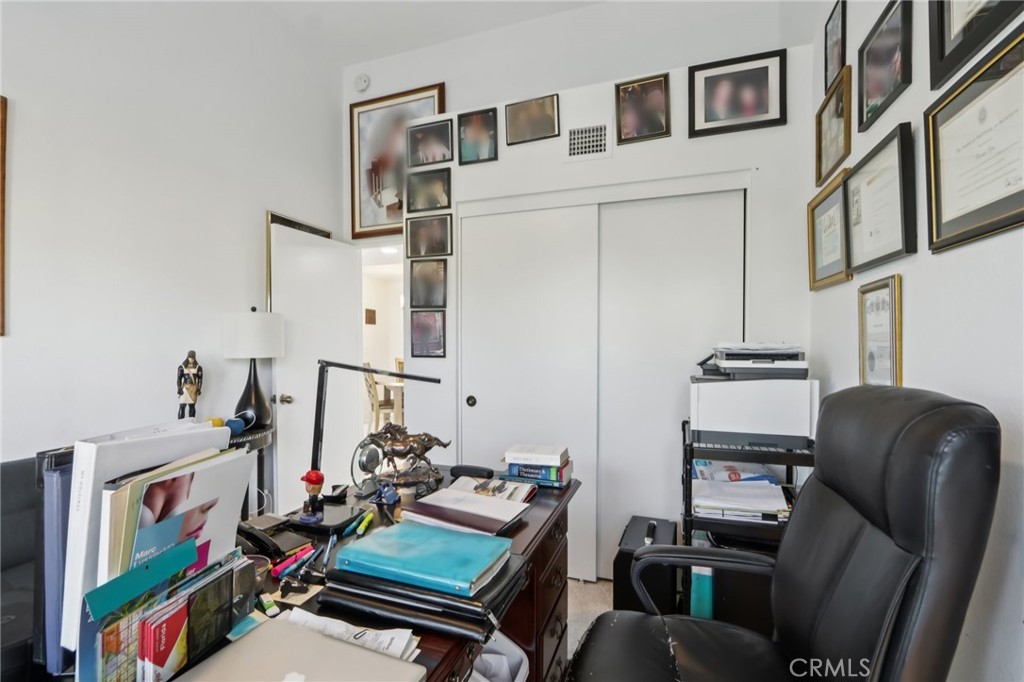 23605 Del Monte Dr., Unit 252 Valencia, CA 91355 - Photo 14 of 48 a living room with furniture