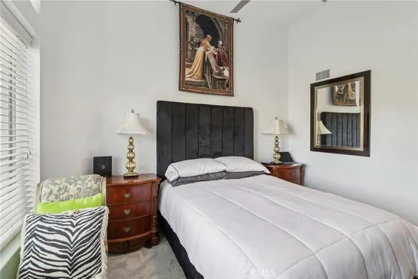 $489,999 | 23605 Del Monte Dr., Unit 252, Valencia, CA 91355