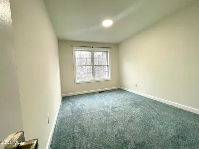 $3,600 | 11 Poplar Drive, Unit B, Halfmoon, NY 12065