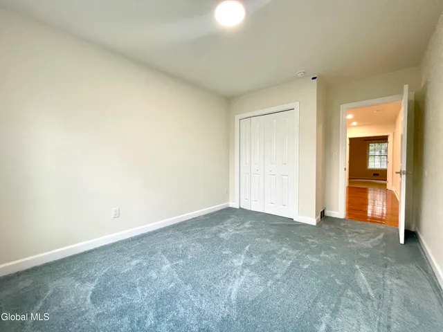 $3,600 | 11 Poplar Drive, Unit B, Halfmoon, NY 12065