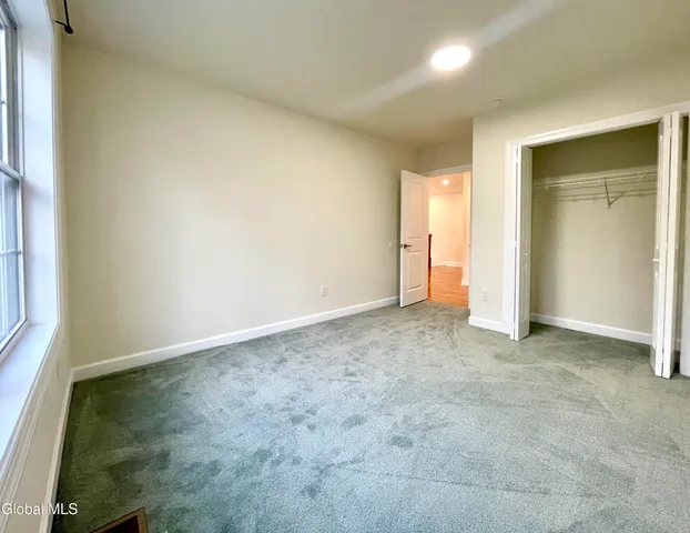 $3,600 | 11 Poplar Drive, Unit B, Halfmoon, NY 12065