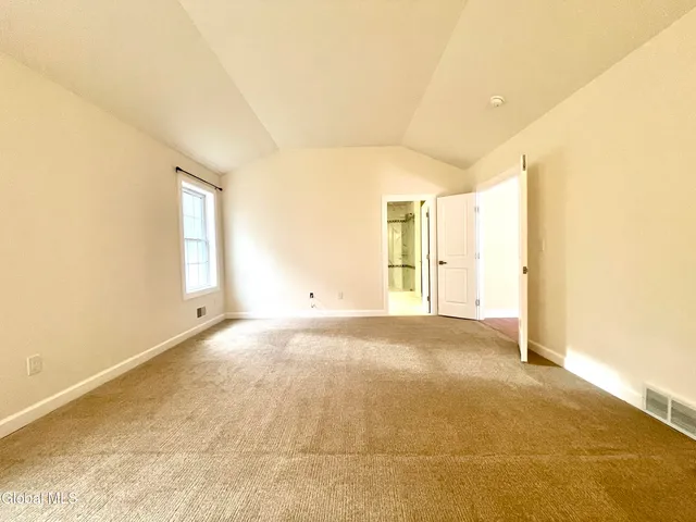 $3,600 | 11 Poplar Drive, Unit B, Halfmoon, NY 12065