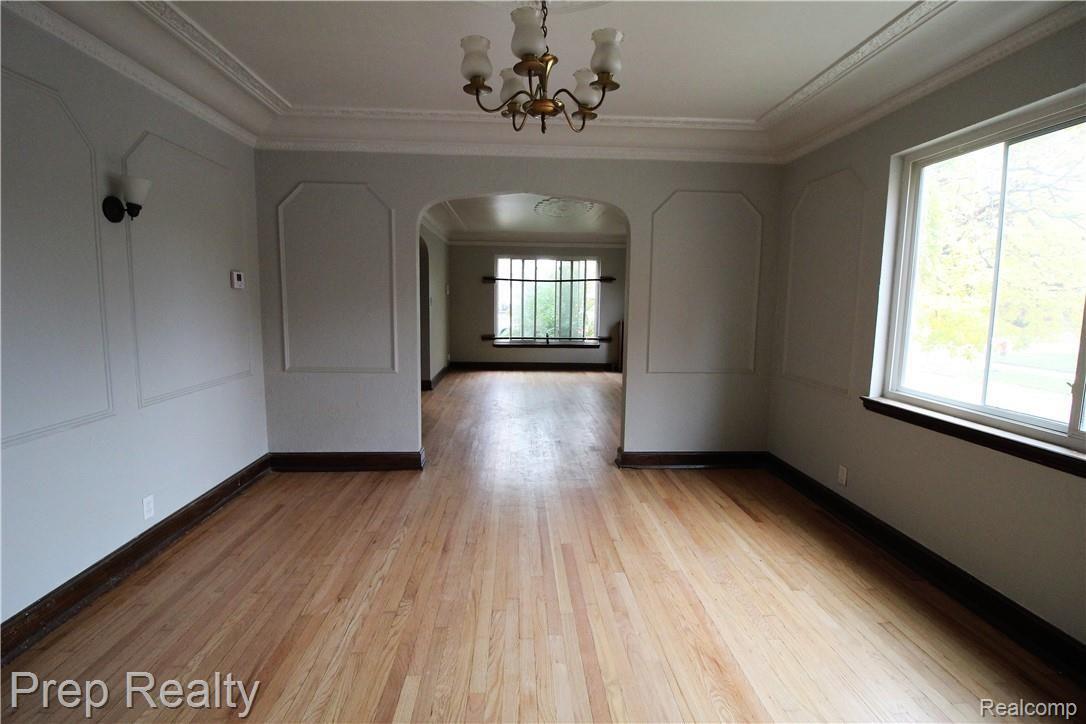 5116 Audubon Road Detroit, MI 48224 - Photo 9 of 19 4 Dining Room 2.JPG