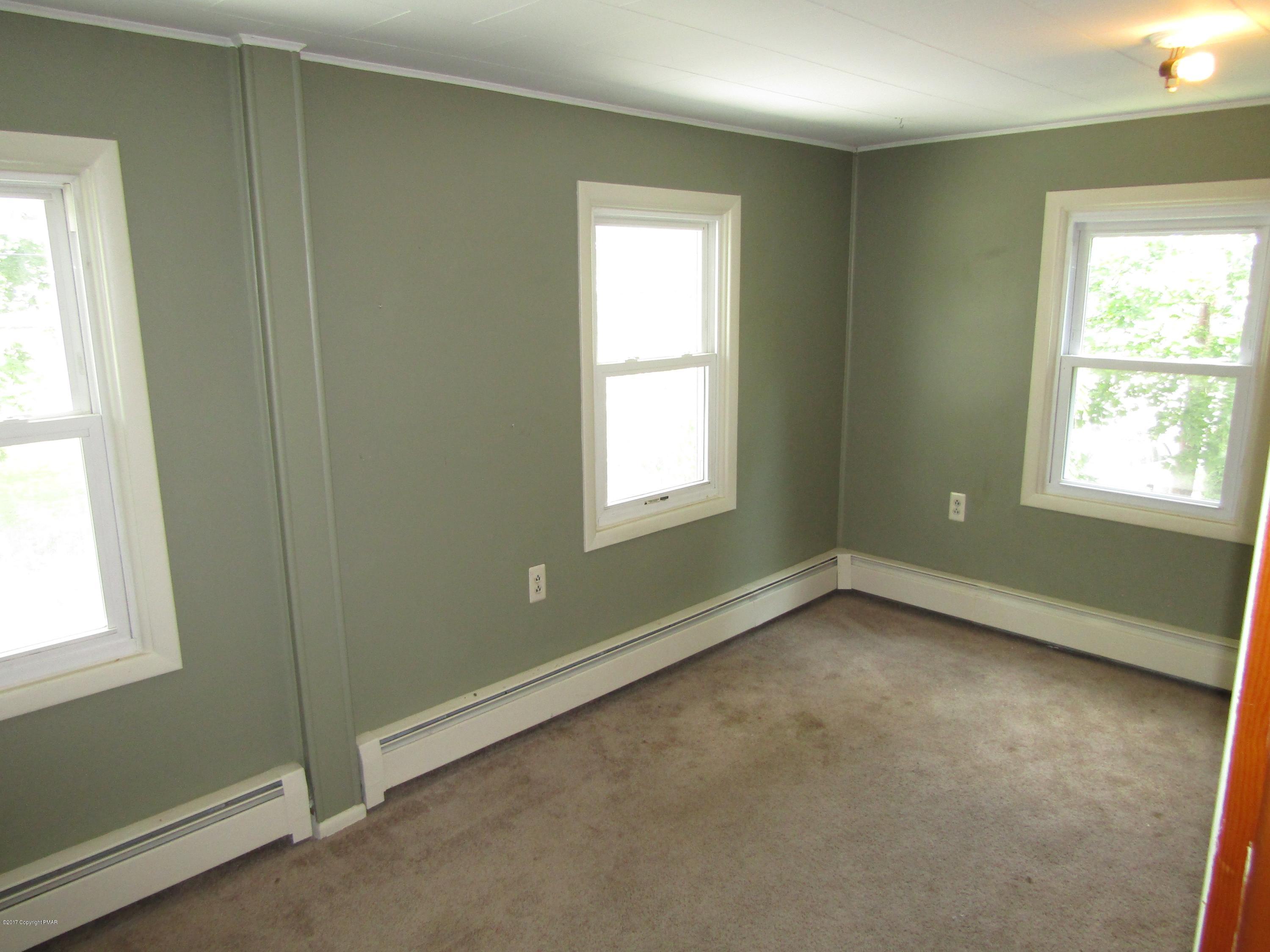 1231 Main Road Lehighton, PA 18235 - Photo 19 of 42 4TH OF 4 BEDROOMS