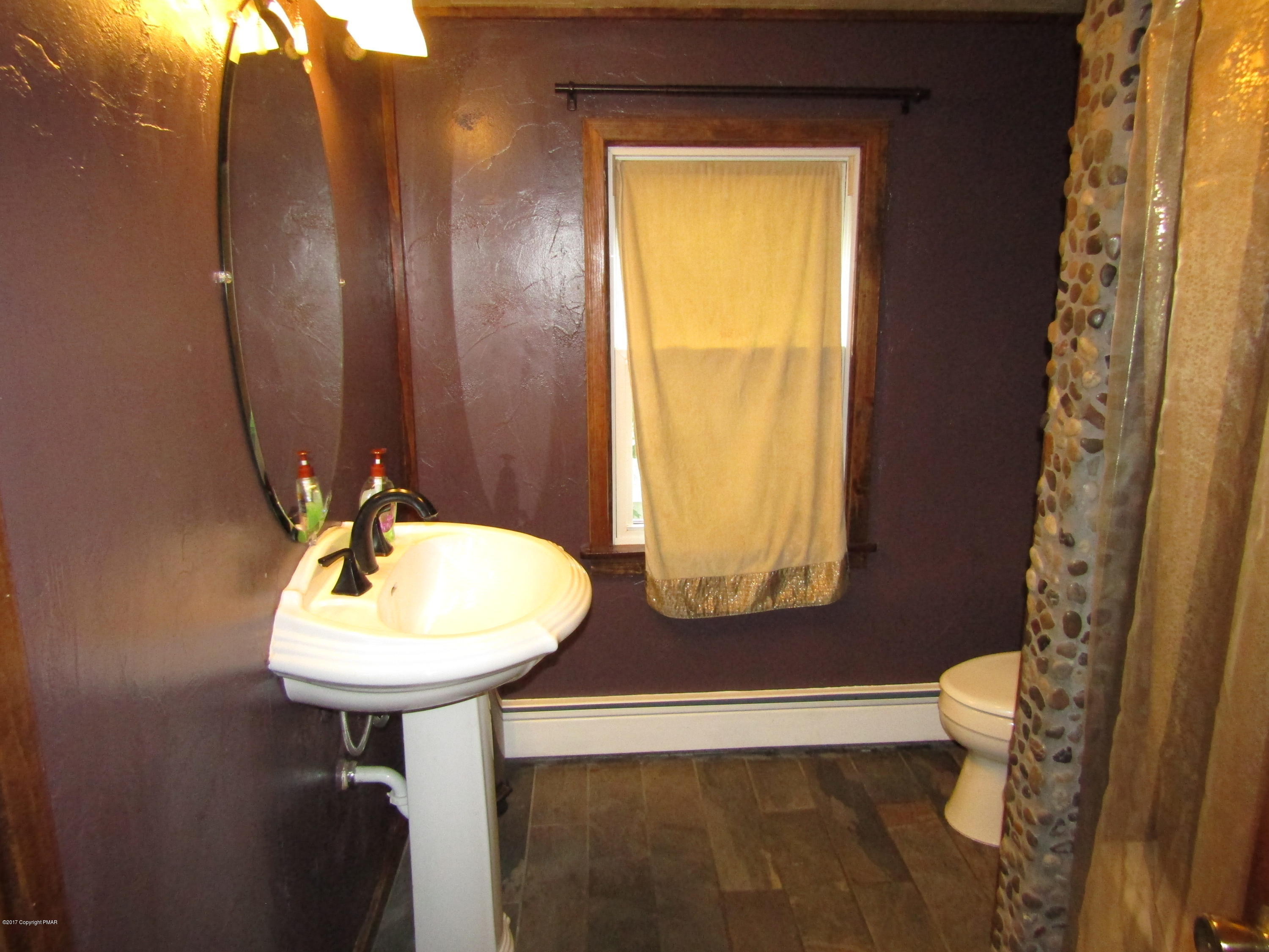 1231 Main Road Lehighton, PA 18235 - Photo 21 of 42 TOTALLY REMODELED