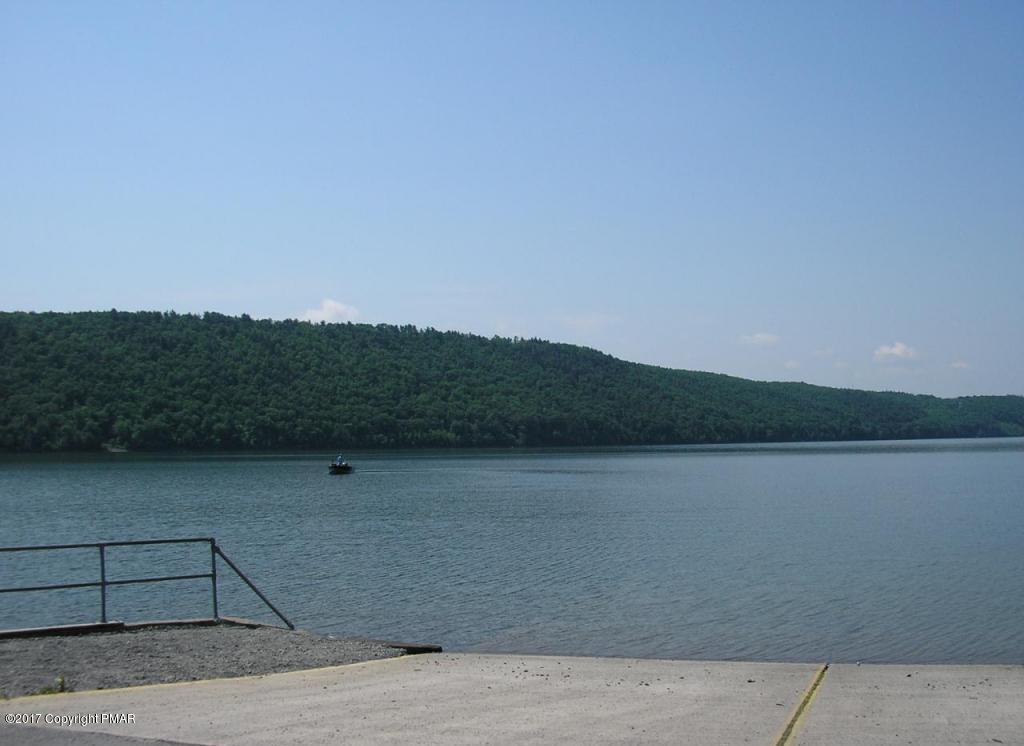 1231 Main Road Lehighton, PA 18235 - Photo 39 of 42 BOAT LAUNCH
