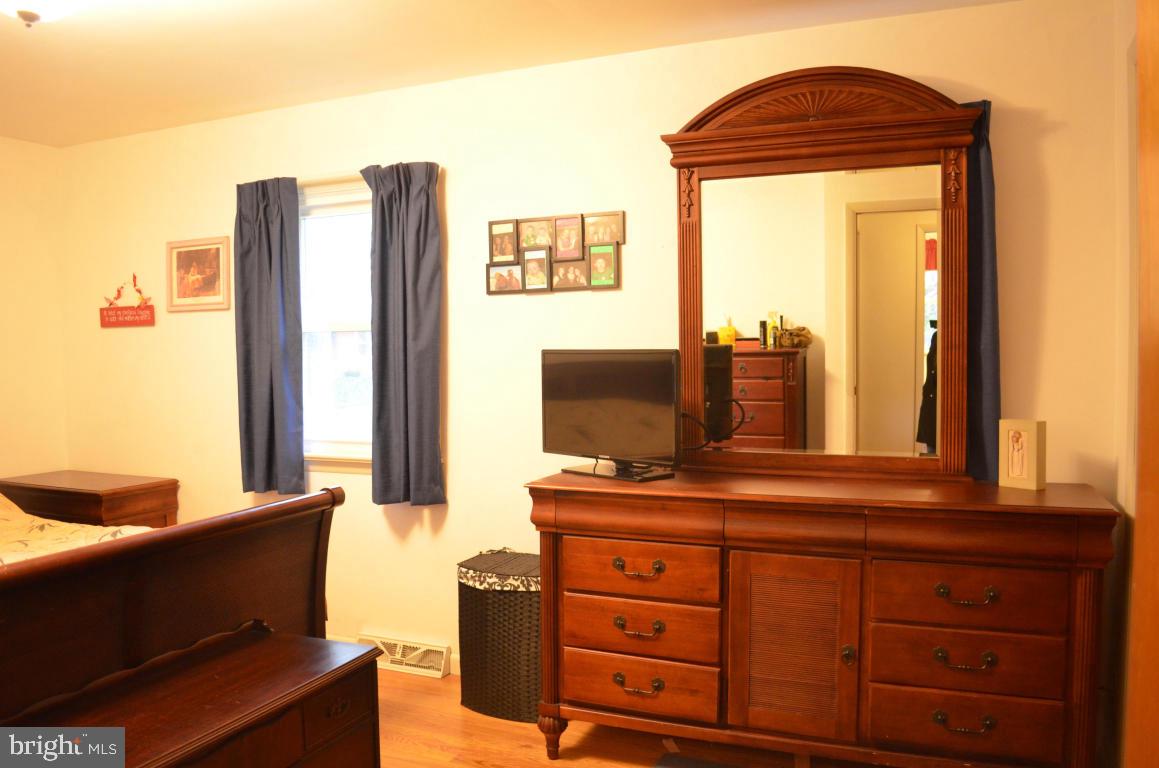 77 Quaker Hills Road Lancaster, PA 17603 - Photo 14 of 23 Gallery Image 14