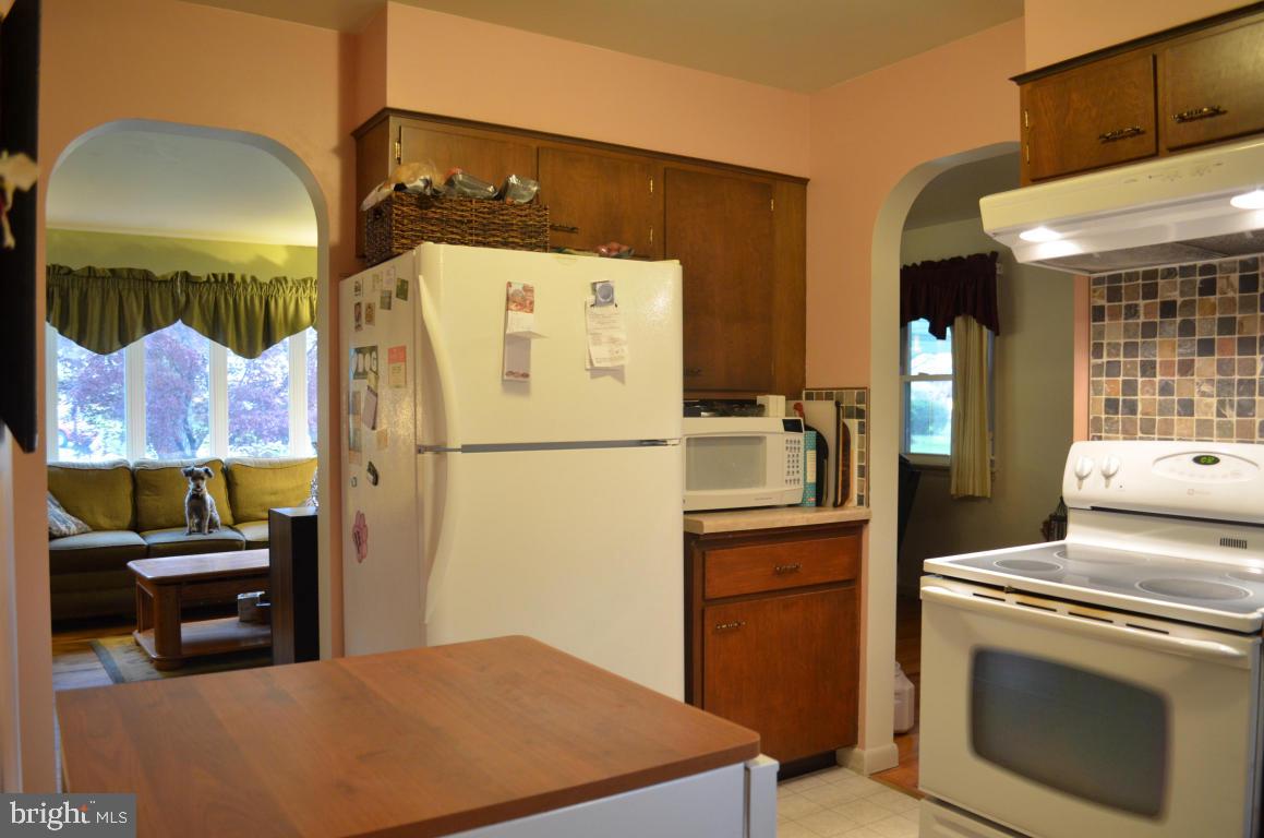 77 Quaker Hills Road Lancaster, PA 17603 - Photo 10 of 23 Gallery Image 10