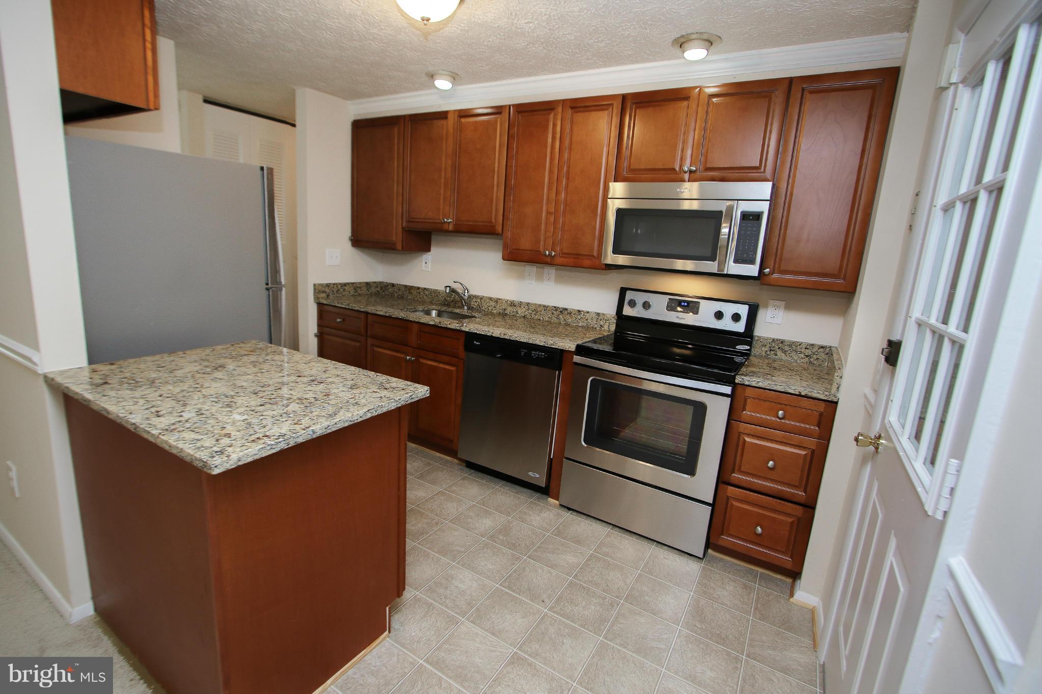 8454 Rippled Creek Court Springfield, VA 22153 - Photo 2 of 25 Kitchen